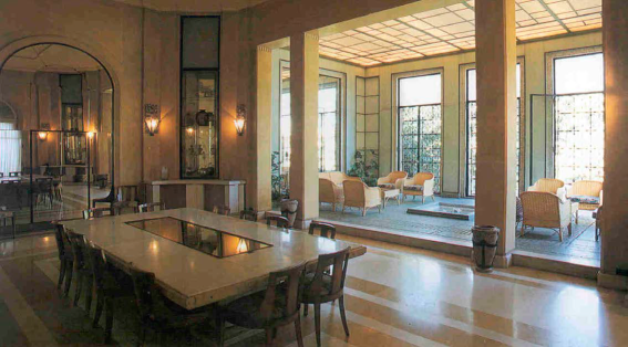 Comedor de la casa de Pedro Bar&oacute; y Catalina Lasa, 1927. Foto tomada del libro Arquitectura de La Habana, E. Rodr&iacute;guez.