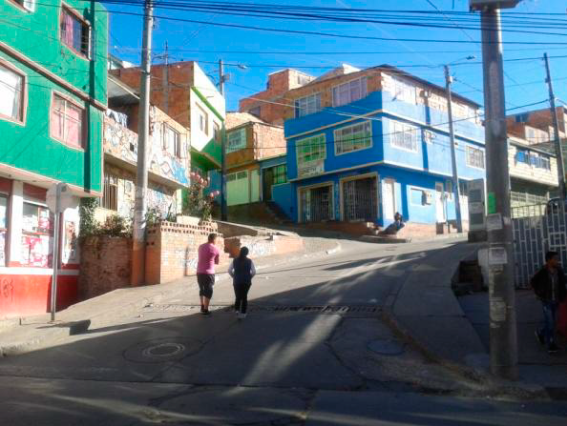Barrio Jerusal&eacute;n de origen informal, localidad de Ciudad Bol&iacute;var, 2016. (Foto: autor)