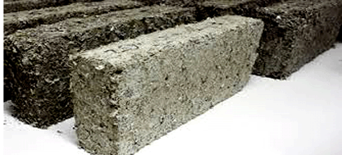 Muestra de ladrillo con lodo de papel producido por extrusi&oacute;n en la Escuela Polit&eacute;cnica Superior de Linares de la Universidad de Ja&eacute;n