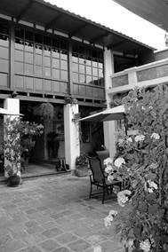 Vista del patio interior del edificio La Ronda 762. 