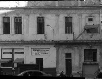Fachada edificio San L&aacute;zaro 319 al momento de realizar el proyecto de refuncionalizaci&oacute;n. 