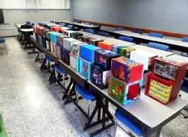 (derecha). Cubo y prisma temático: expresión artística 