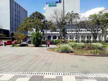 &Aacute;mbitos al frente Teatro nacional, San Jos&eacute;, Costa Rica, 2020. 