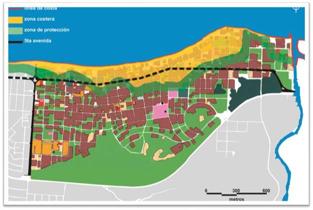 La franja amarilla indica el alcance actual de las inundaciones ligeras que debería establecerse como zona costera y la franja verde correspondiente a las inundaciones moderadas la que debe definir la zona de protección.