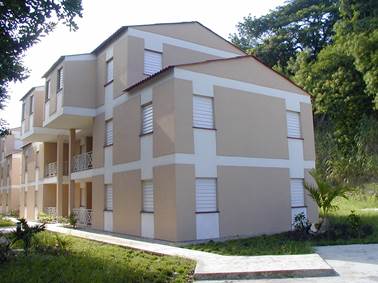 Viviendas construidas en la Calzada de Puentes Grandes, municipio Plaza de la Revoluci&oacute;n con el sistema constructivo MET EPS. Proyecto: Mario Girona y Dolly G&oacute;mez (TICSA). 