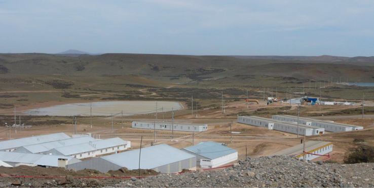 Sector del campamento minero San José (yacimiento Huevos Verdes; Ag y Au).