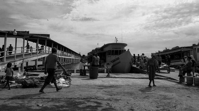 2019 - Nargana, compra de víveres y ropa a las canoas colombianas 