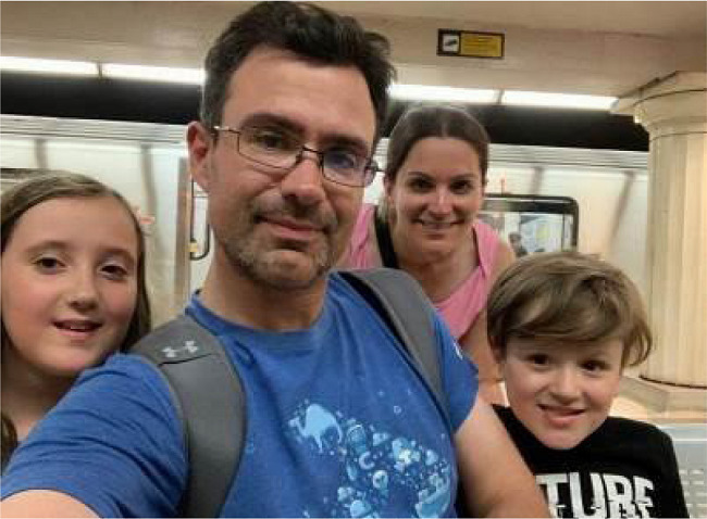 Tomas Salerno’s son Mark, grandchildren Amara and Riley, and daughter
							Kim.