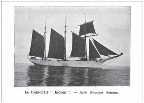 : Postcard of the Alcyon. Undated. Private collection.