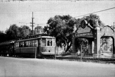 Tranvía en la Colonia Industrial, 1930.