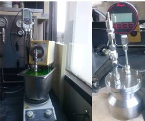Celda de absorción y experimento a temperatura constante con agitación. Foto de los laboratorios del Instituto Mexicano del Petróleo (2014)