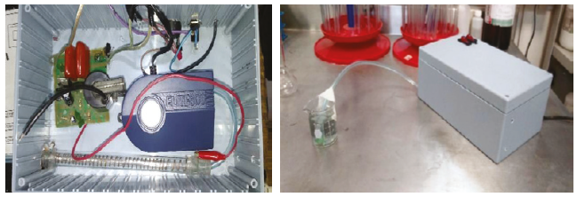 Elementos centrales del ozonificador: 1: Parte interna del prototipo, donde a) = convertidor de alto voltaje, b) = circulaci&oacute;n de gases, c) = reactor de gases. 2: Exterior del prototipo listo para usarse, donde d) = encapsulado pl&aacute;stico, e) = conexi&oacute;n para el ozono generado, f) = dispersor, g) = medio a tratar (agua)