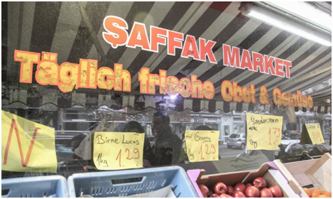 Verduler&iacute;a de nombre turco en Marxloh (Duisburgo, Alemania). Registro: Pablo Mardones (02/2019)