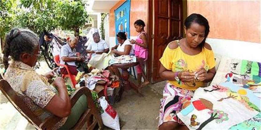 Las mujeres tejiendo sueños de los Montes de María.