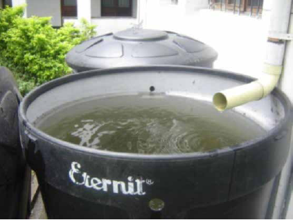 Almacenamiento de aguas lluvia.
