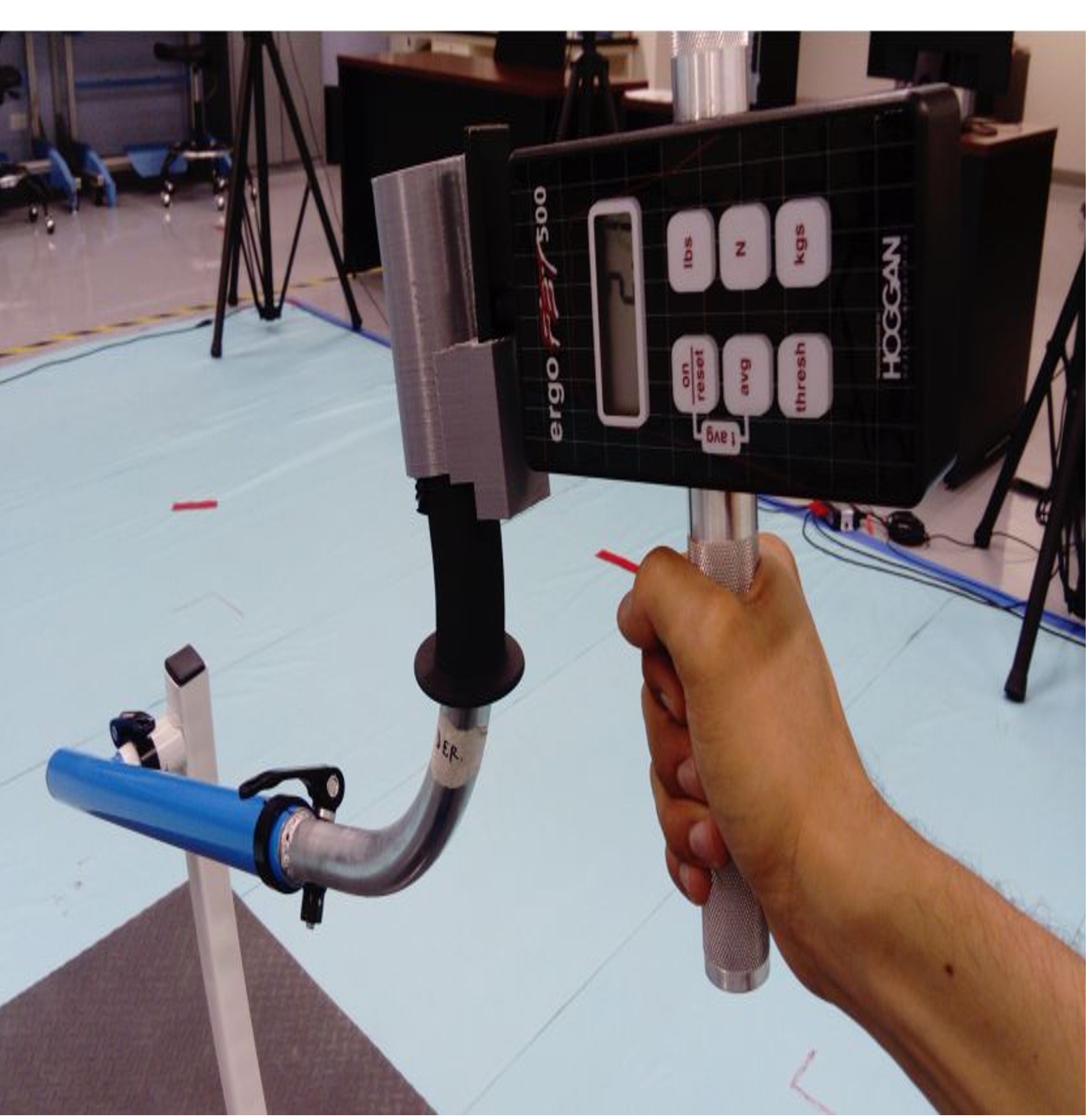 Medici&oacute;n de fuerza de empuje al utilizar el prototipo.