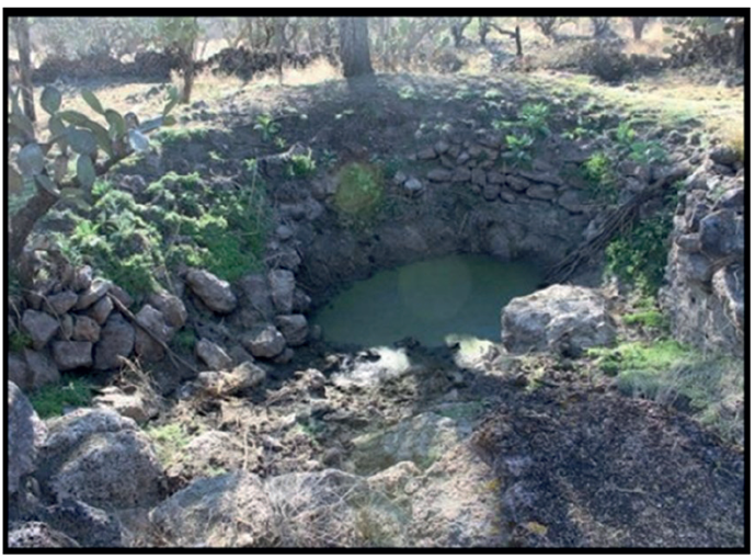 Represa de contencin de agua en la cima del Cerro de San Miguel