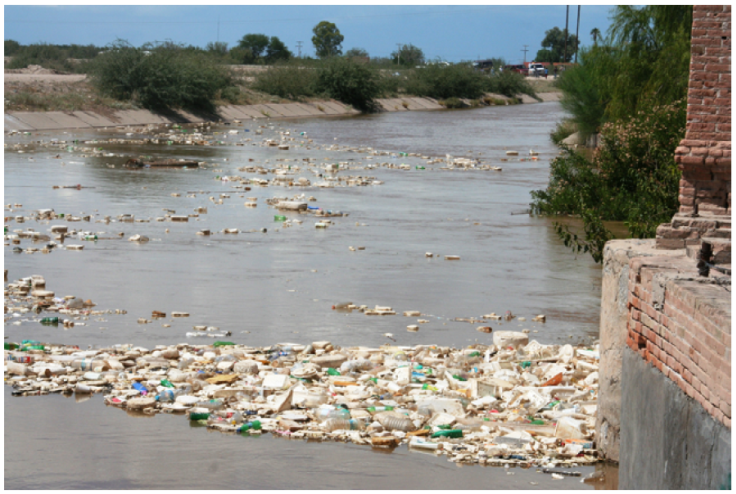 River regulation (canalization) of the R&iacute;o Nazas with urban pollution, near the city of Torre&oacute;n, Coahuila, Mexico.
