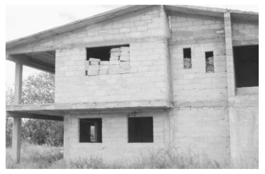 VIVIENDA CONSTRUIDA POR MIGRANTES SUB UTILIZADA COMO BODEGA EN OBRA NEGRA EN LA MAGDALENA T&Eacute;TELA MORELOS