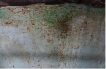 Top wall green patinas in axis 2.