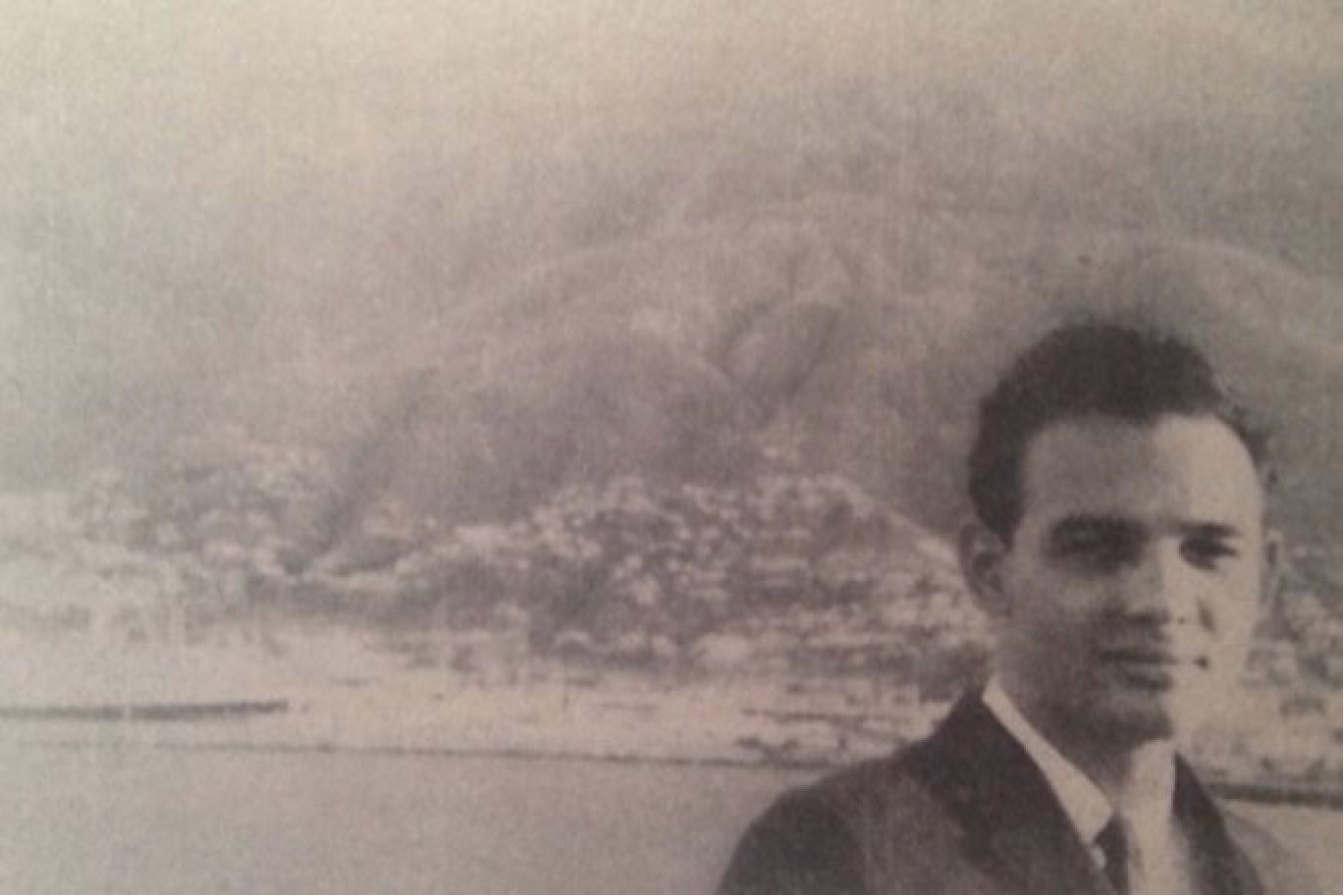 Severo Sarduy en La Guaira, Venezuela. Diciembre de 1959.