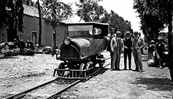 Tramway in Cochabamba, ca. 1910. 