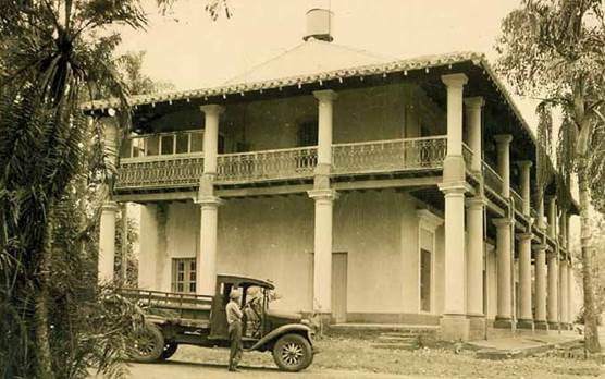 ‘La casa alta’ (the high house). In Junta Municipal de Asunción, 2014: 12. 