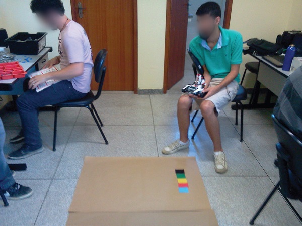 Elaboração da montagem do tablado.