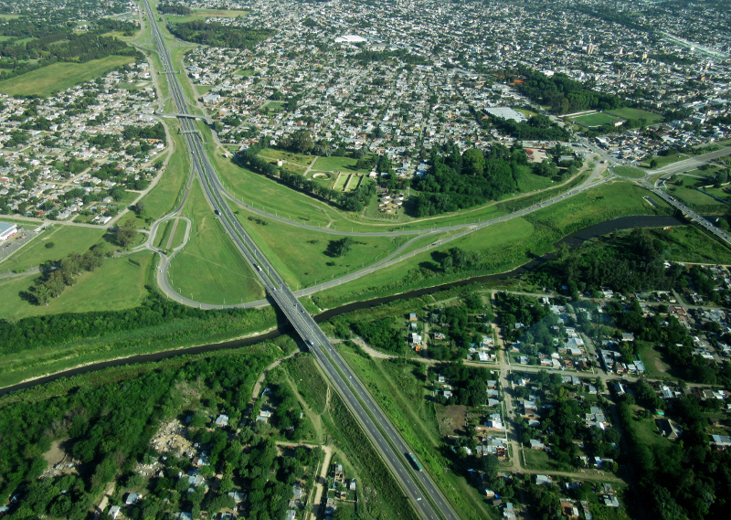 Luj&aacute;n River Dense urban landscape. City of Luj&aacute;n Coordinates: 34&deg; 52&acute; 56&acute;&acute; S &ndash; 59&deg; 06&acute; 57&acute;&acute; O