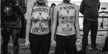 Marcha por el aborto gratuito y seguro, Santiago, Chile. Julio de 2018 [fragmento]