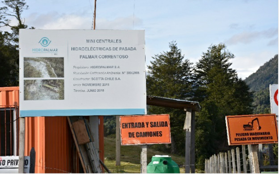 Construccin de minicentrales hidroelctricas en el deslinde del Parque Nacional Puyehue