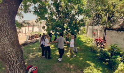 Ronda entre el personal de la organizaci�n Convivencia y personal de otras organizaciones del barrio