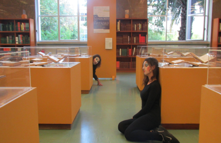 S&eacute;rgio das Neves e Eunice da Silva em A Ninfa Siringa ou Os Amores de Pan e Siringa, na Biblioteca Nacional de Portugal, em 8 de outubro de 2014. Foto: Isabel Pinto.