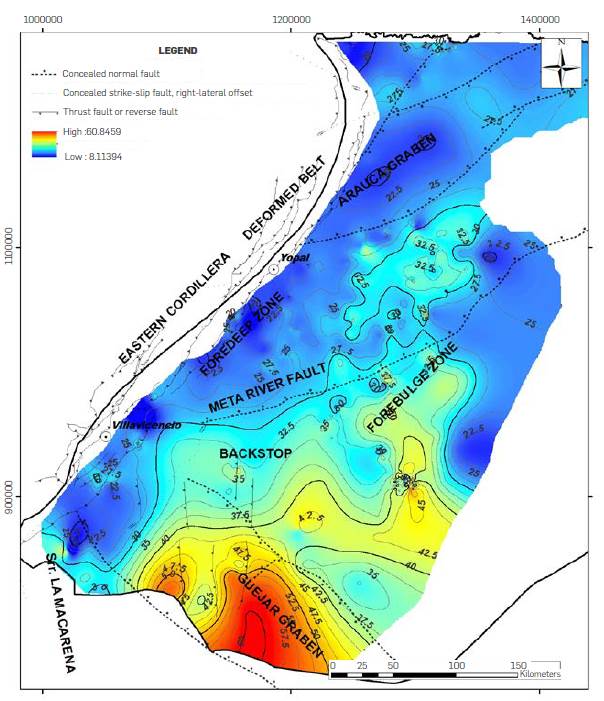 Map of apparent geothermal gradient for the Llanos Basin (GGTM) obtained from downhole temperatures and borehole depths (color scale in &ordm;C/km). Note the arrangement between structures involving basement and variations in the geothermal gradient, suggesting that extensional structures in the southern part of the basin control areas of geothermal gradients close to 60&ordm;C/Km. In contrast, extensional structures such as the Arauca graben present geothermal gradients lower than 30&ordm;C/Km.