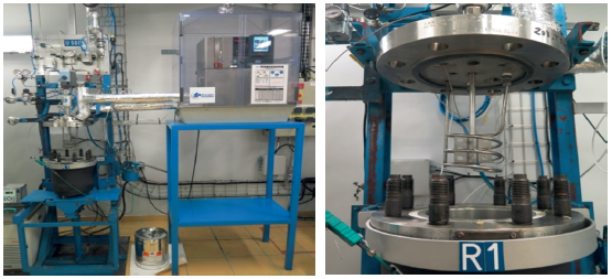 Picture of the Heater Fouling unit: overview (left) and internal equipment (right).