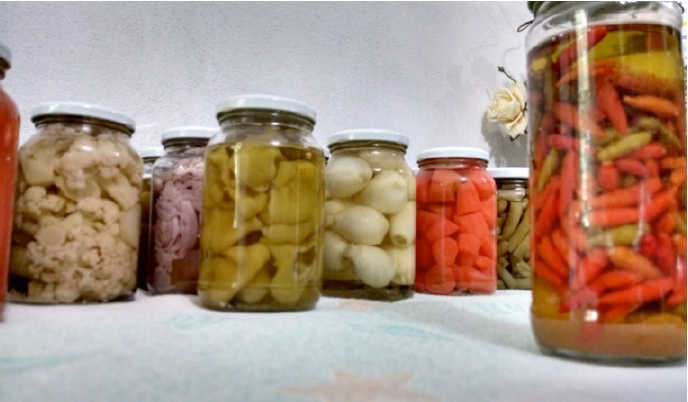 Produ&ccedil;&atilde;o artesanal de conservas no munic&iacute;pio de Ant&ocirc;nio Carlos