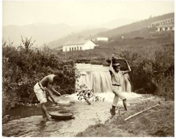 Ferrez, Marc. "Lavado de oro", 1880. Colecci�n Gilberto Ferrez, Acervo Instituto Moreira Salles.