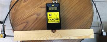 Measuring time of flight with Fakopp micro seccond timer.