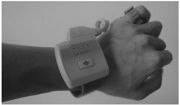 Heart rate monitor prototype implemented in [22].