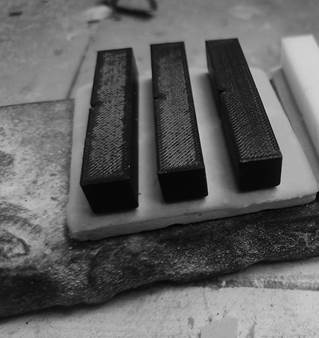 Samples HTPLA (black), PLA (yellow)