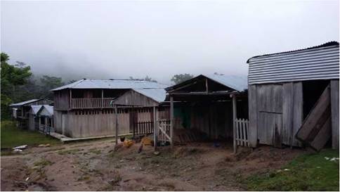 San Juan del río Grande, caserío deshabitado después de las incursiones paramilitares