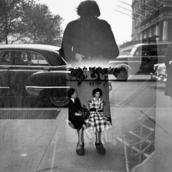 Autorretrato de Vivian
Maier