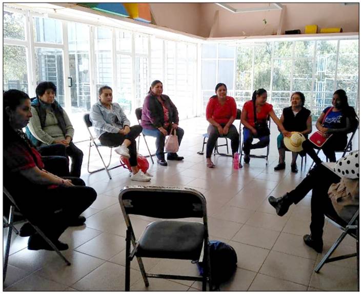 Mujeres en Movimiento reunidas en Casa de las Mujeres &ldquo;Ifigenia Mart&iacute;nez&rdquo;