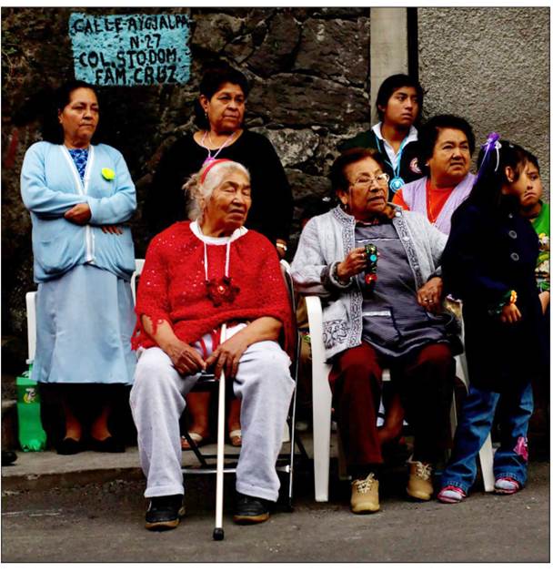 Exposici&oacute;n de objetos luminosos (P&eacute;rez-Rinc&oacute;n 2013).
