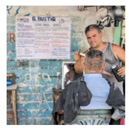 Papel�grafo de El Bus rv en una barber�a