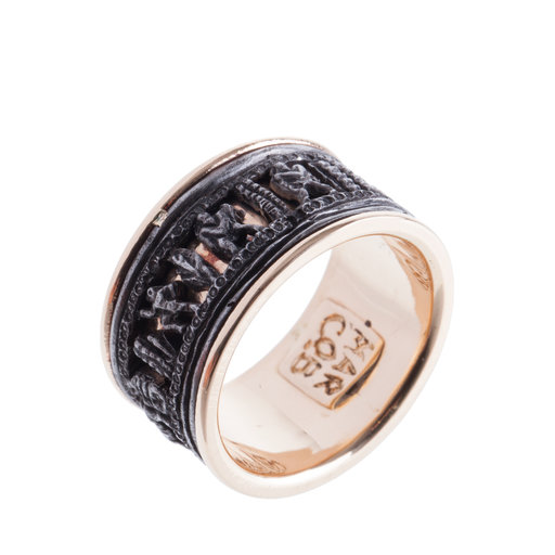 Anel de ferro e ouro inspirado
na vida romana