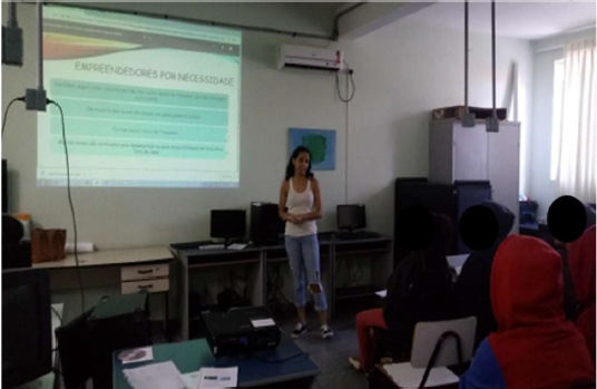 Fotografia 1 &ndash; Ministra��o da aula