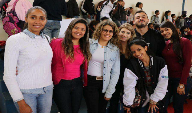 Fotografia 6 - I Feira de Empreendedores Mirins realizado na escola.