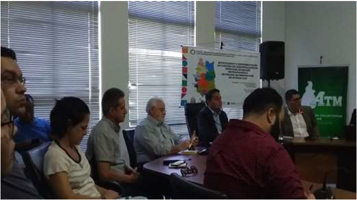 Figura 1 - Reunião com lideranças regionais