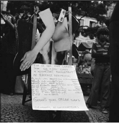 Orlan: se vendre sur le marchés en petits morceaux.